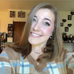 Meet your Posher, Katelyn